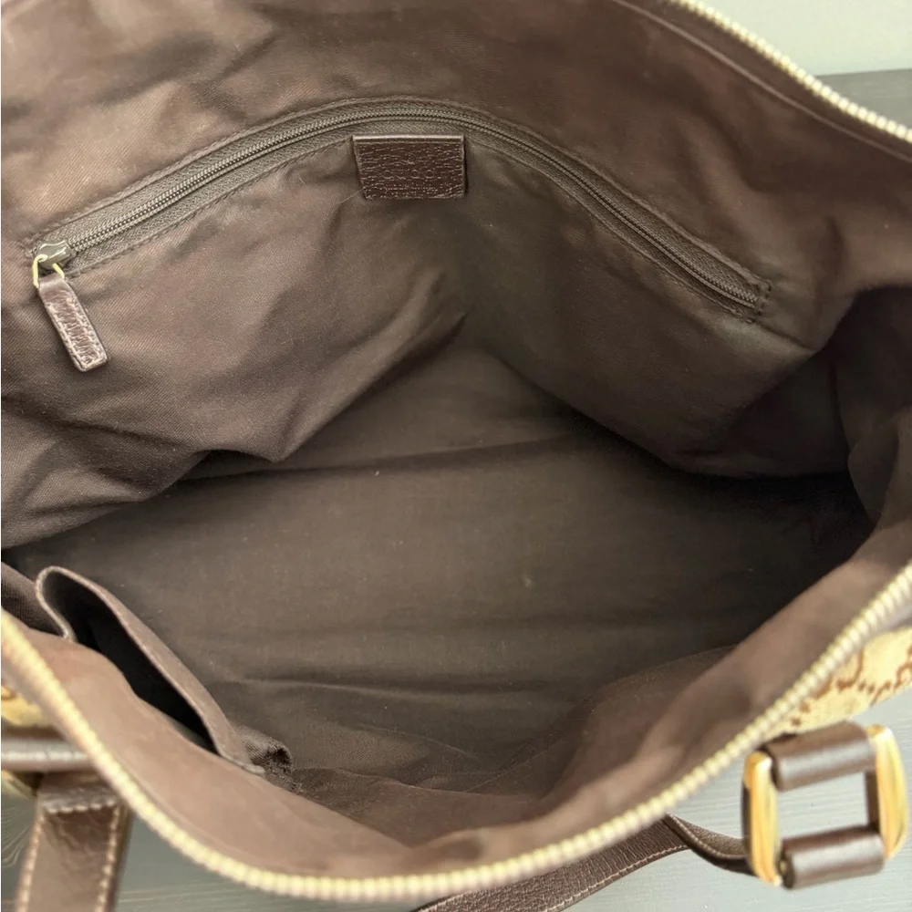 Gucci Vintage Brown Monogram Canvas Shoulder Bag and Dust Bag - Picture 6 of 16